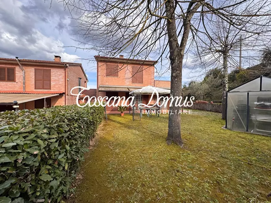 Immagine 4 di Casa semindipendente in vendita  a Castelnuovo Berardenga