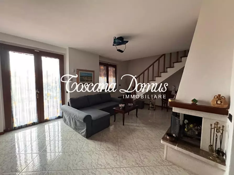 Immagine 6 di Casa semindipendente in vendita  a Castelnuovo Berardenga