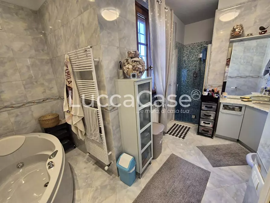 Immagine 20 di Villetta a schiera in vendita  a Capannori