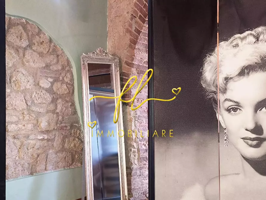 Immagine 10 di Appartamento in vendita  a Pomarance