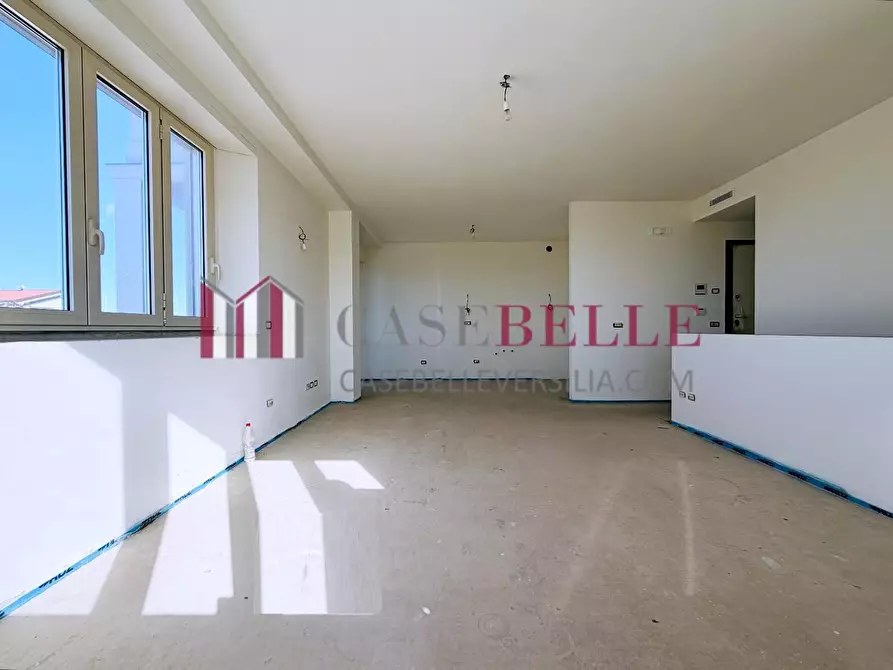 Immagine 4 di Casa bifamiliare in vendita  a Camaiore