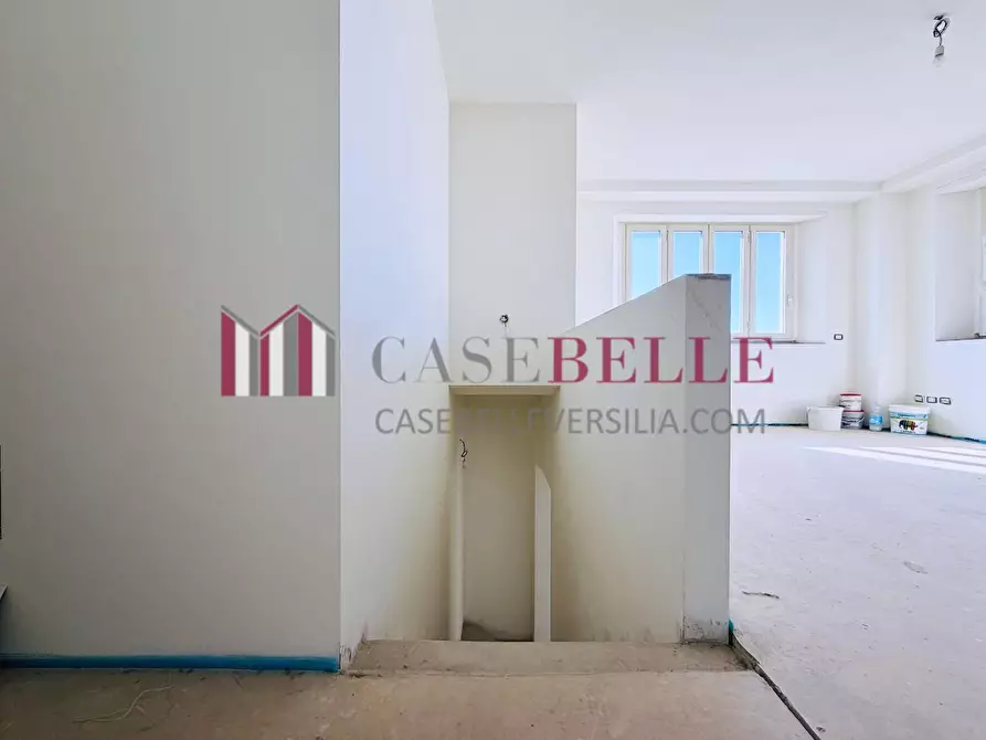 Immagine 18 di Casa bifamiliare in vendita  a Camaiore