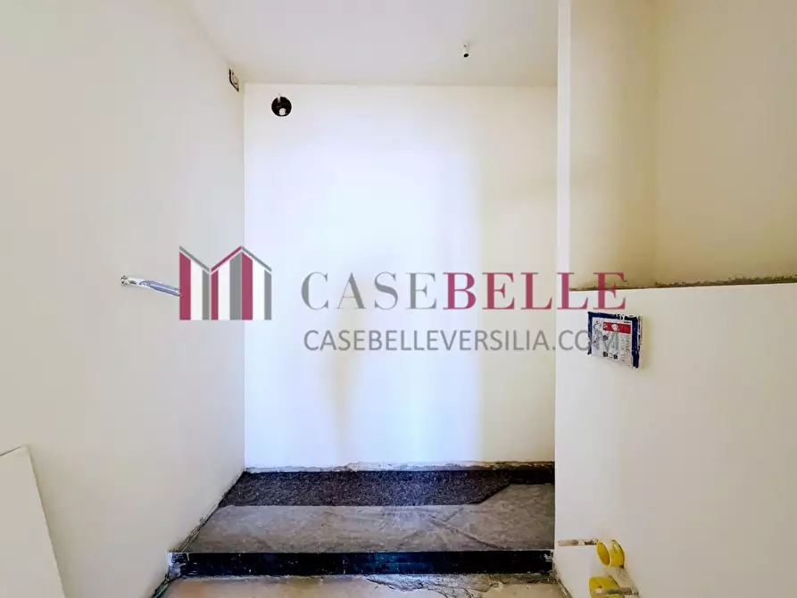 Immagine 18 di Appartamento in vendita  a Camaiore