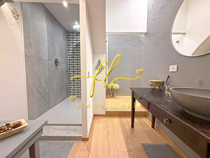 Immagine 29 di Appartamento in vendita  a Casale Marittimo