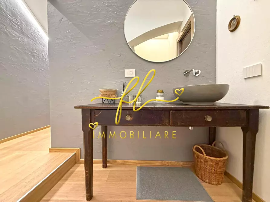 Immagine 33 di Appartamento in vendita  a Casale Marittimo