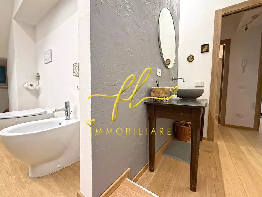 Immagine 28 di Appartamento in vendita  a Casale Marittimo