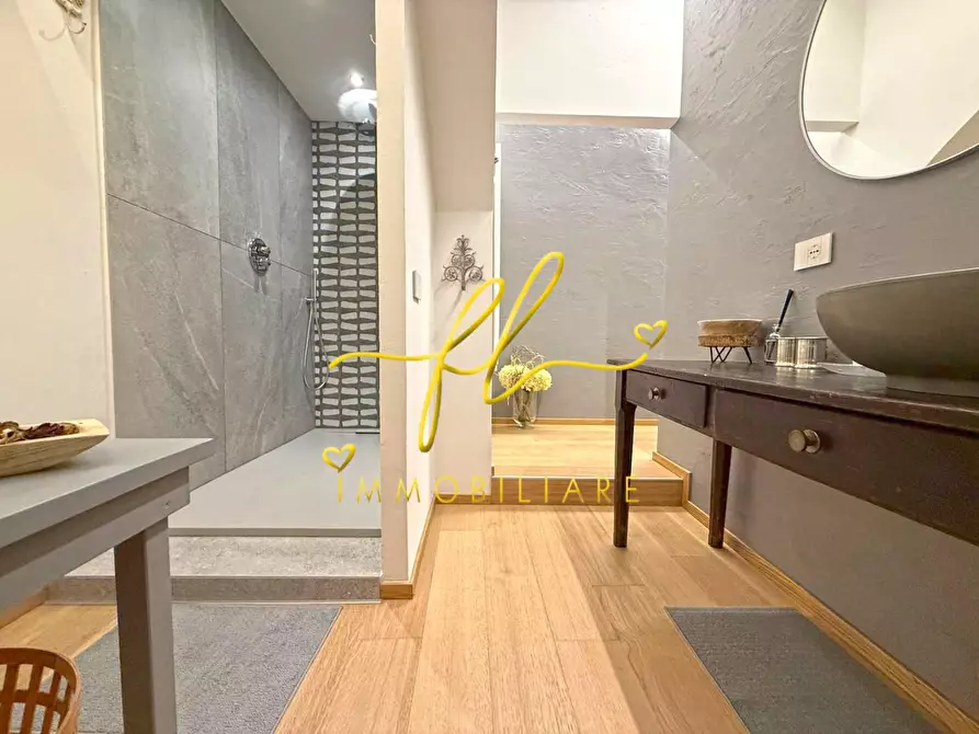 Immagine 26 di Appartamento in vendita  a Casale Marittimo