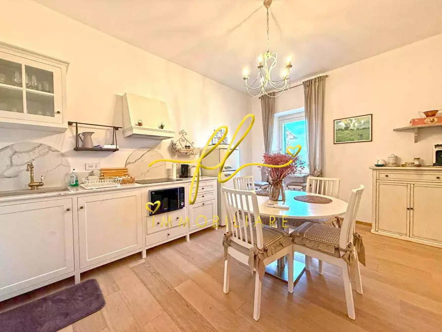 Immagine 8 di Appartamento in vendita  a Casale Marittimo