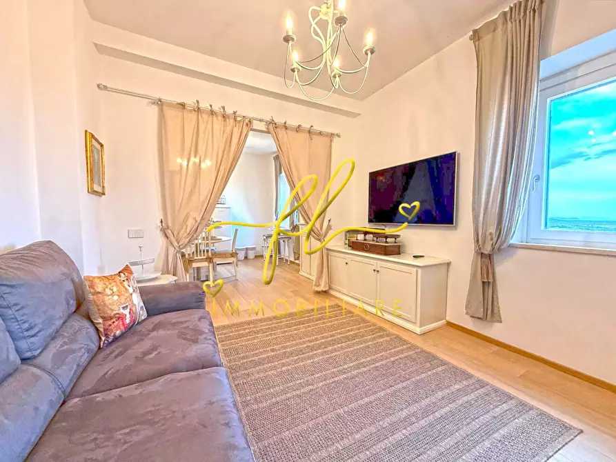 Immagine 1 di Appartamento in vendita  a Casale Marittimo