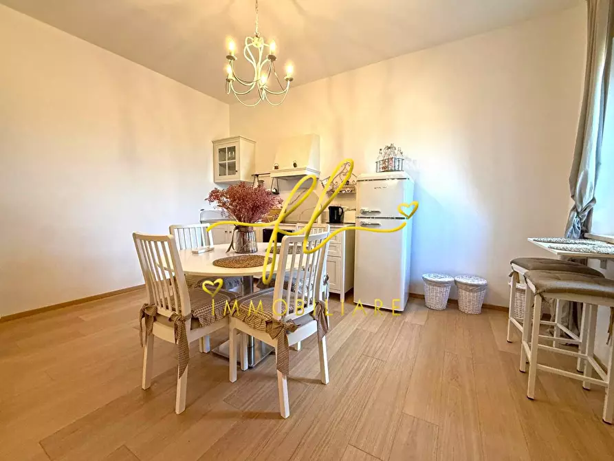 Immagine 16 di Appartamento in vendita  a Casale Marittimo