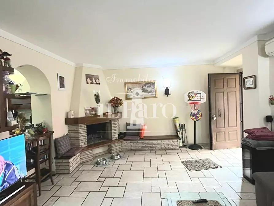 Immagine 4 di Terratetto in vendita  a Signa