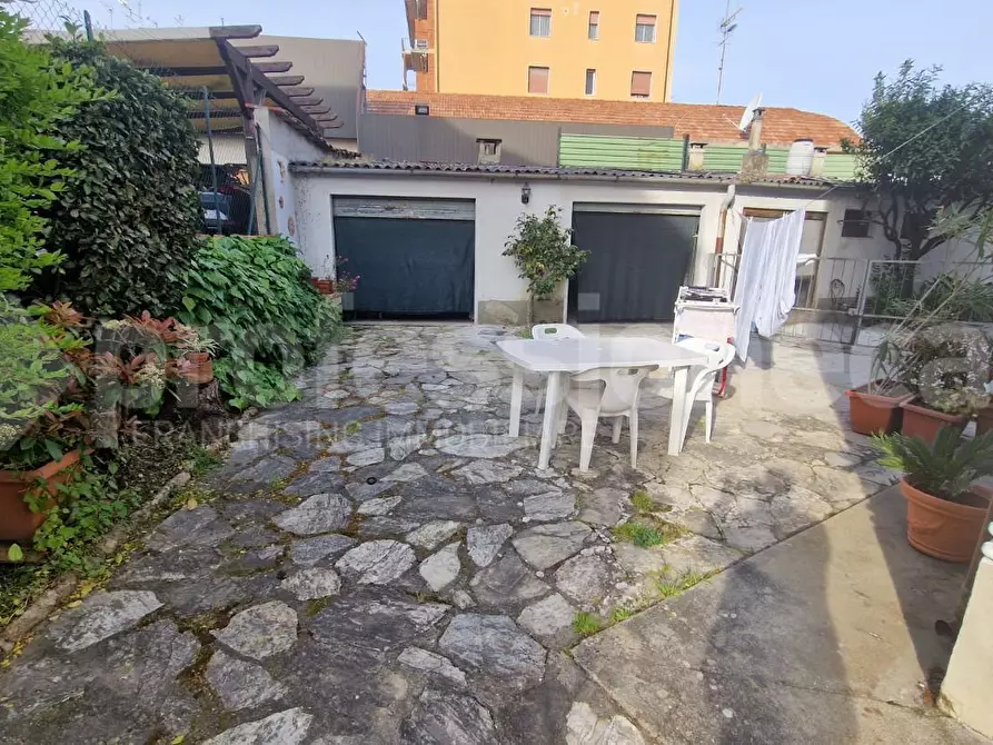 Immagine 13 di Appartamento in affitto  a Pisa