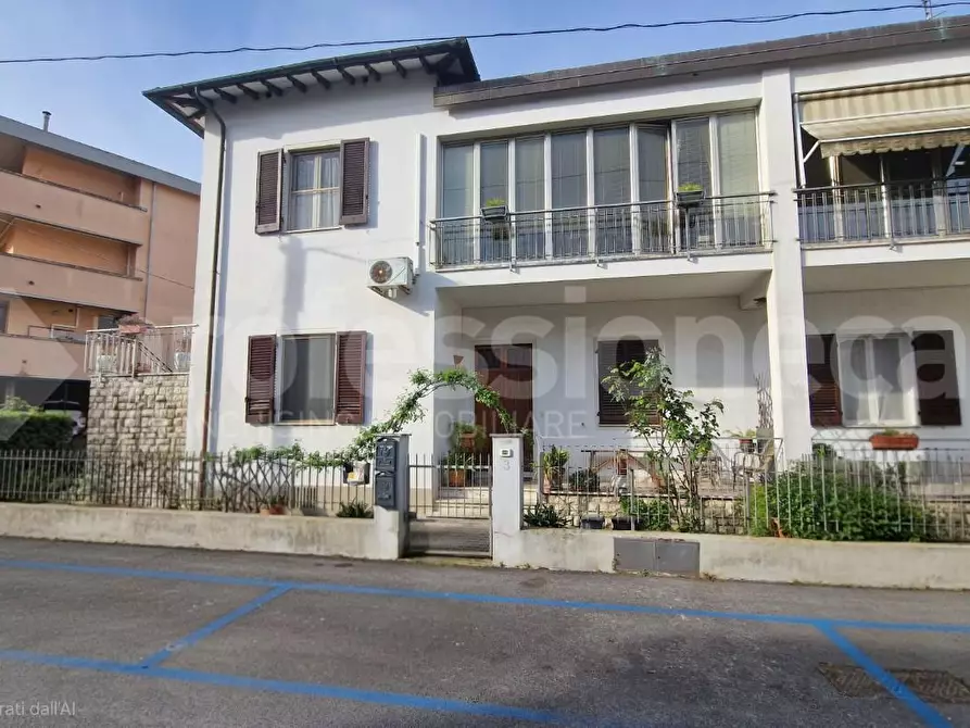 Immagine 2 di Appartamento in affitto  a Pisa