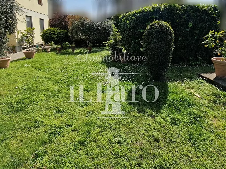 Immagine 7 di Appartamento in vendita  a Campi Bisenzio