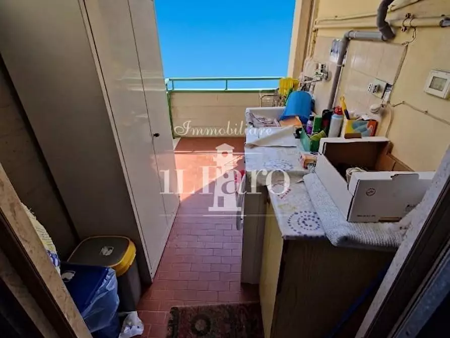 Immagine 18 di Appartamento in vendita  a Campi Bisenzio