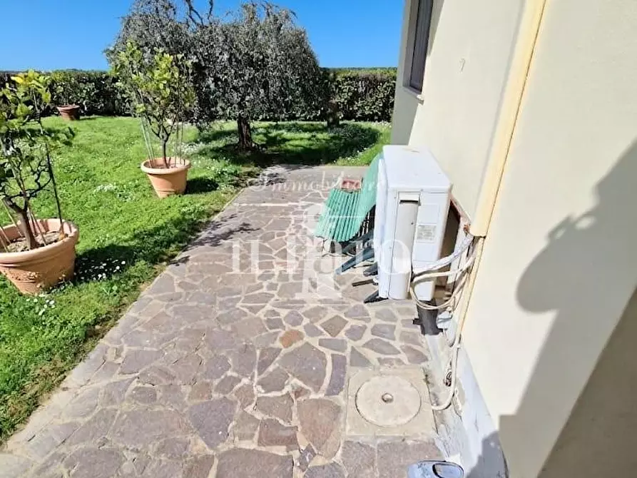 Immagine 4 di Appartamento in vendita  a Campi Bisenzio