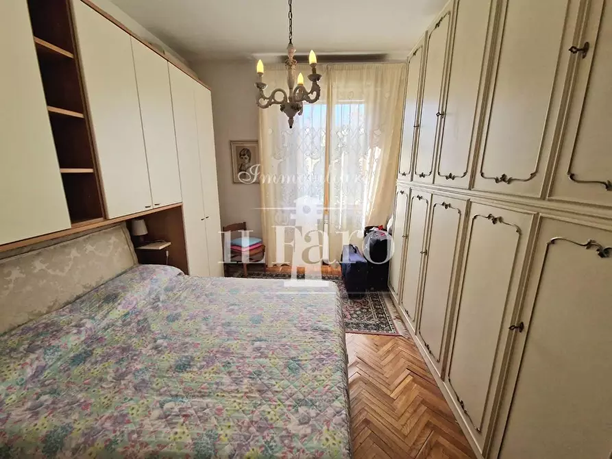 Immagine 24 di Appartamento in vendita  a Campi Bisenzio