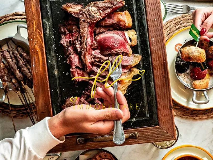 Immagine 7 di Attività commerciale in vendita  a Cecina