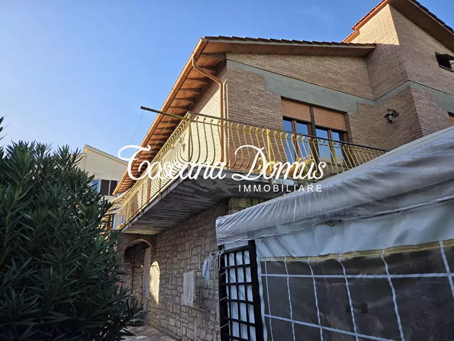 Immagine 5 di Casa bifamiliare in vendita  a Monteriggioni