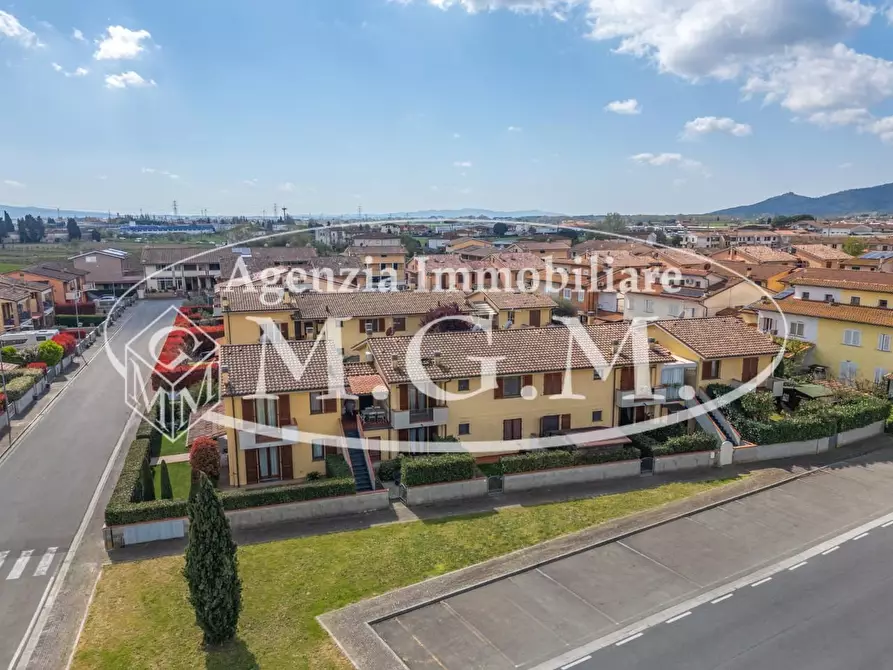 Immagine 36 di Appartamento in vendita  a Bientina