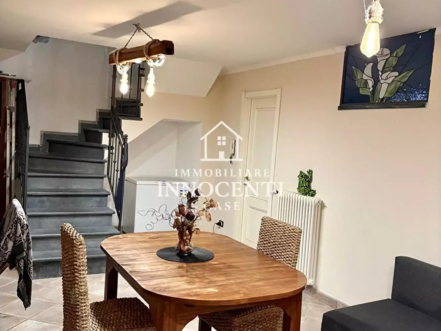 Immagine 20 di Villetta a schiera in vendita  a Massa