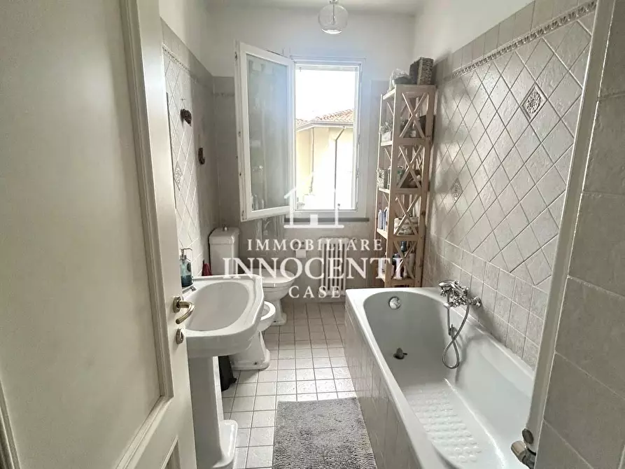 Immagine 17 di Villetta a schiera in vendita  a Massa