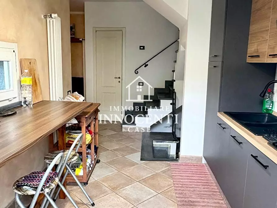 Immagine 7 di Villetta a schiera in vendita  a Massa