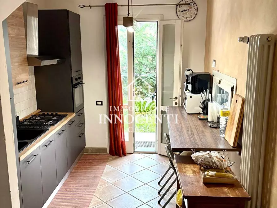 Immagine 8 di Villetta a schiera in vendita  a Massa