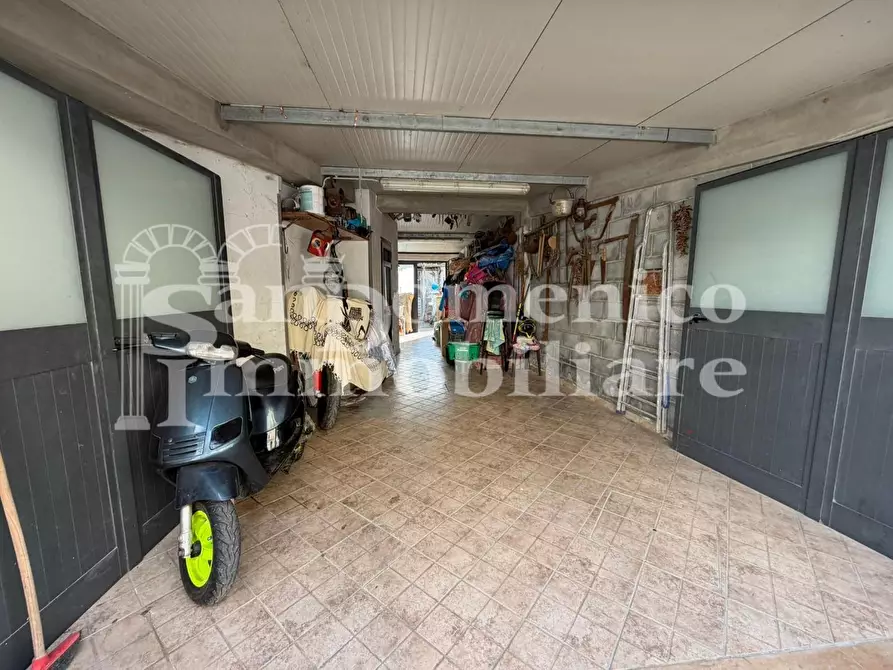 Immagine 38 di Terratetto in vendita  a Cascina