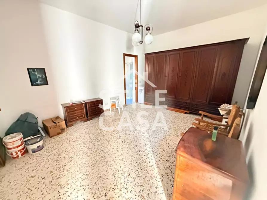 Immagine 37 di Villa in vendita  a Altopascio