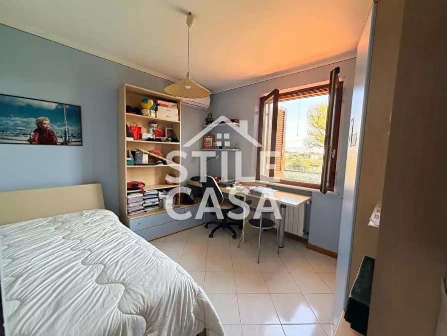 Immagine 17 di Villa in vendita  a Altopascio