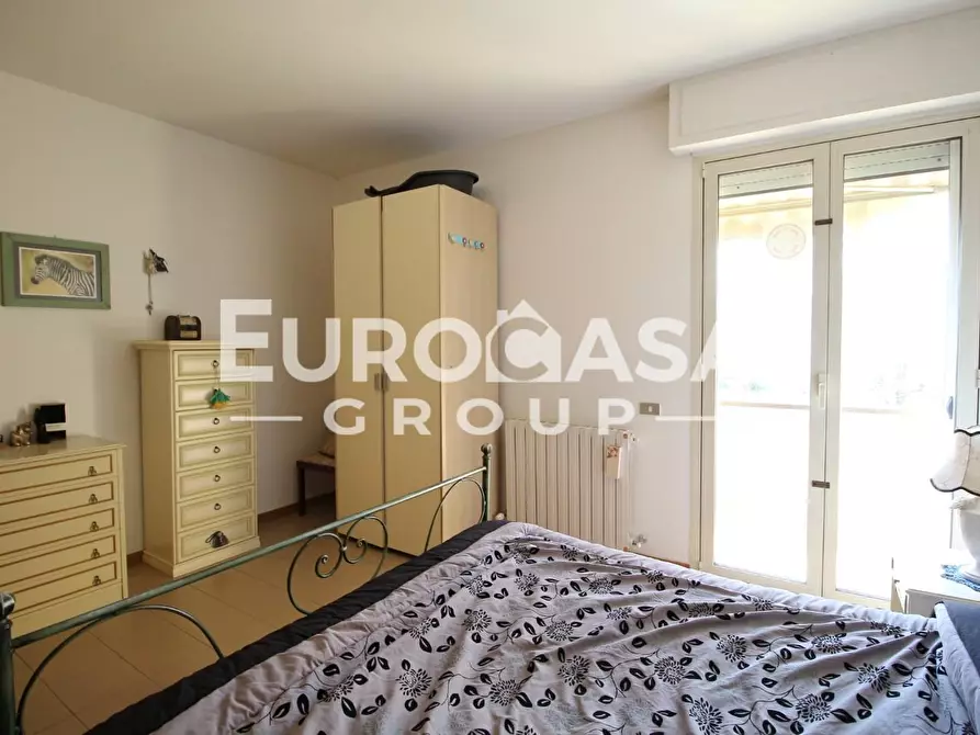 Immagine 21 di Appartamento in vendita  a Lucca