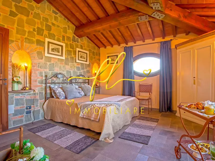 Immagine 37 di Villa in vendita  a Peccioli