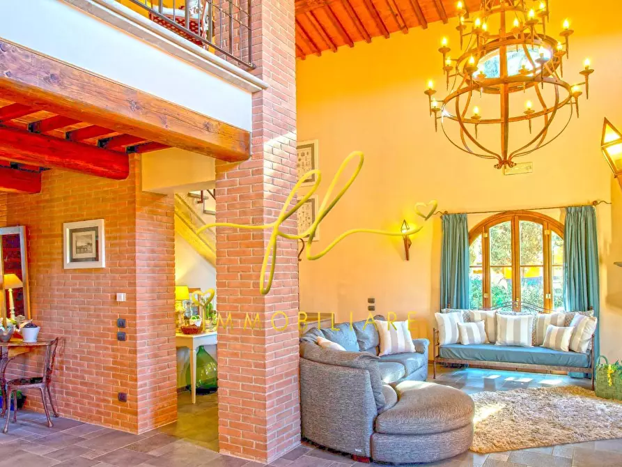 Immagine 34 di Villa in vendita  a Peccioli