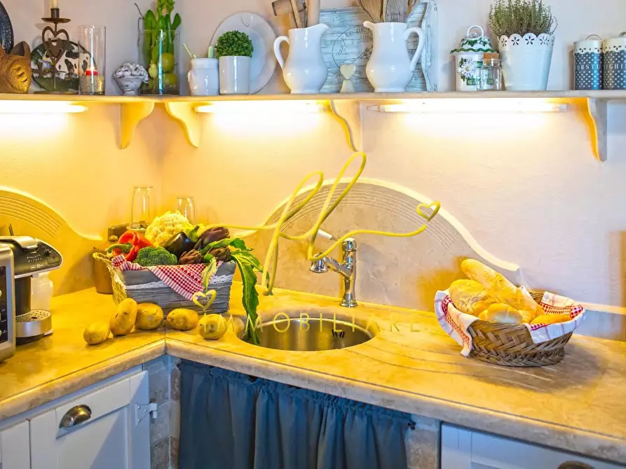 Immagine 19 di Villa in vendita  a Peccioli