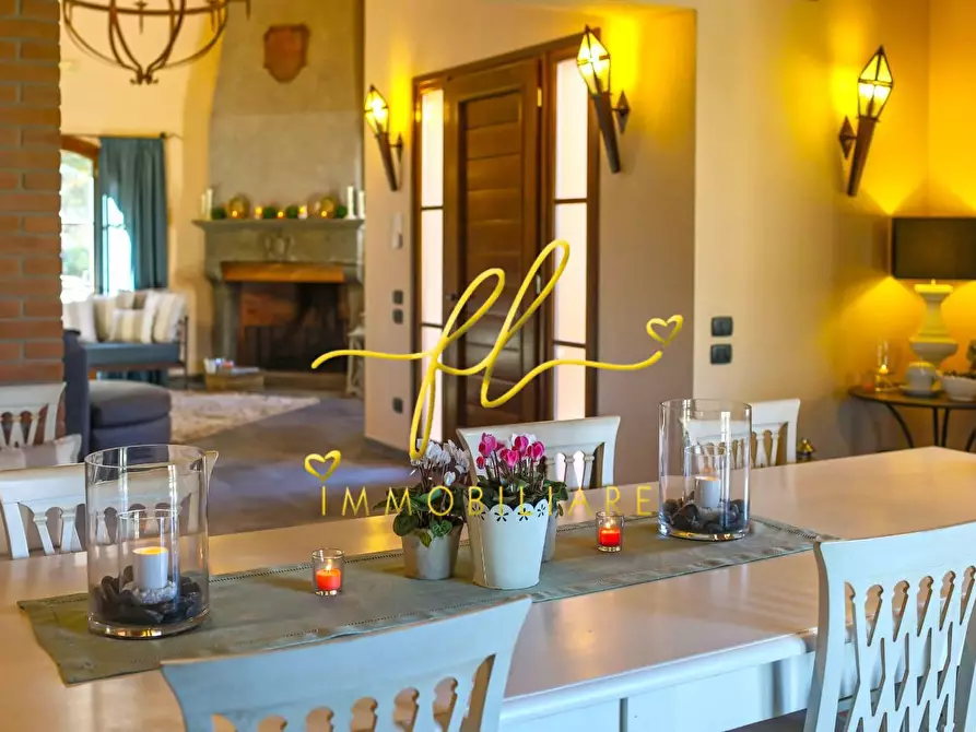 Immagine 18 di Villa in vendita  a Peccioli