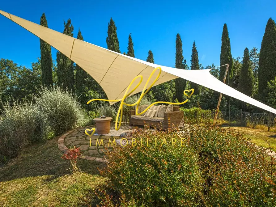 Immagine 13 di Villa in vendita  a Peccioli