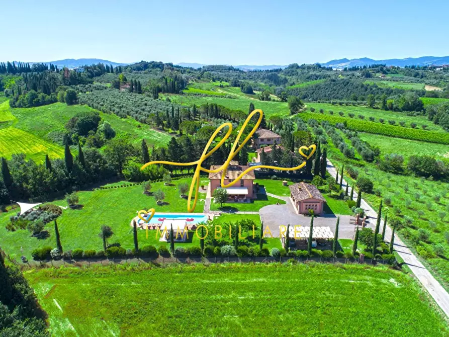 Immagine 2 di Villa in vendita  a Peccioli