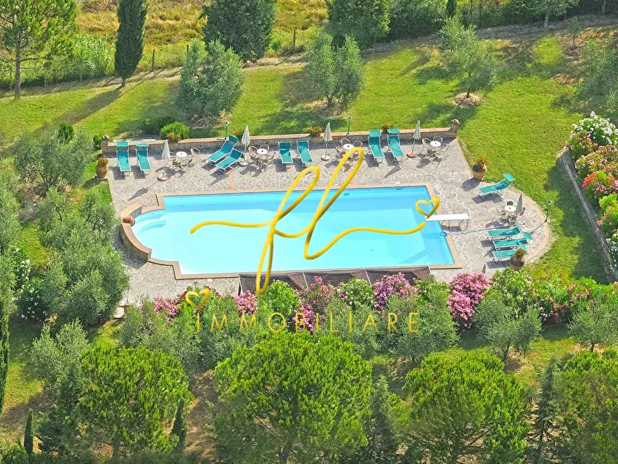 Immagine 3 di Agriturismo in vendita  a Peccioli