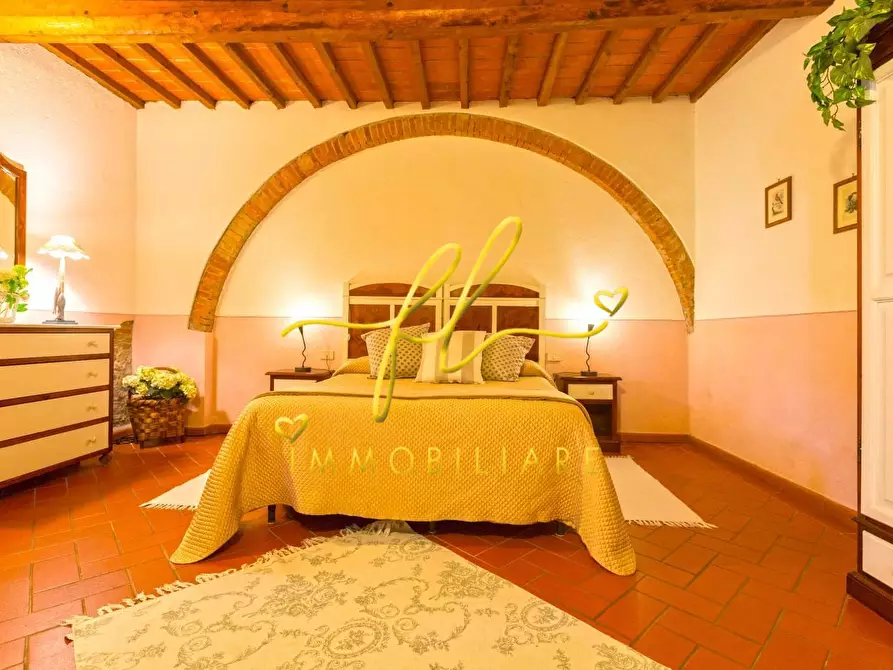Immagine 28 di Agriturismo in vendita  a Peccioli