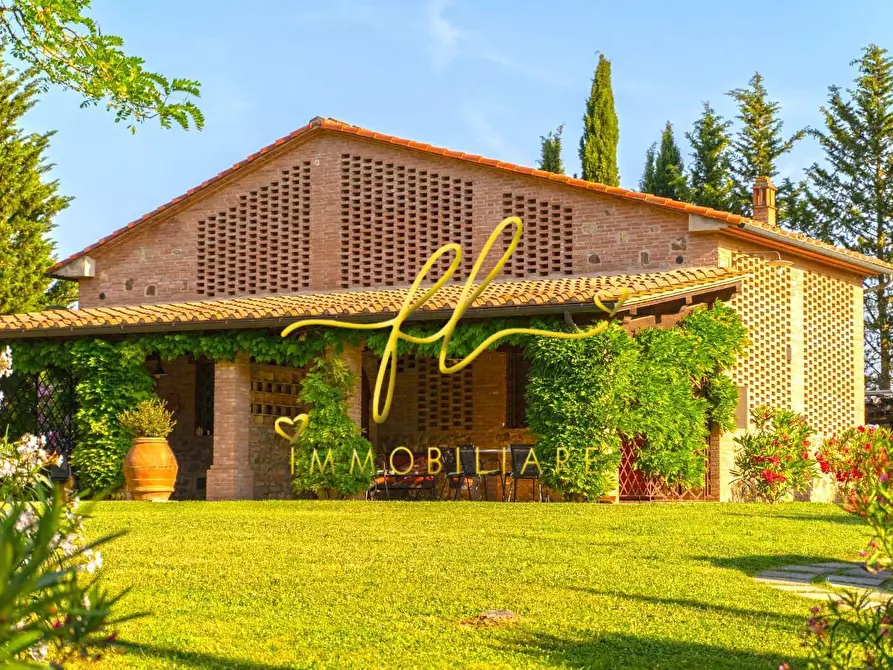 Immagine 15 di Agriturismo in vendita  a Peccioli