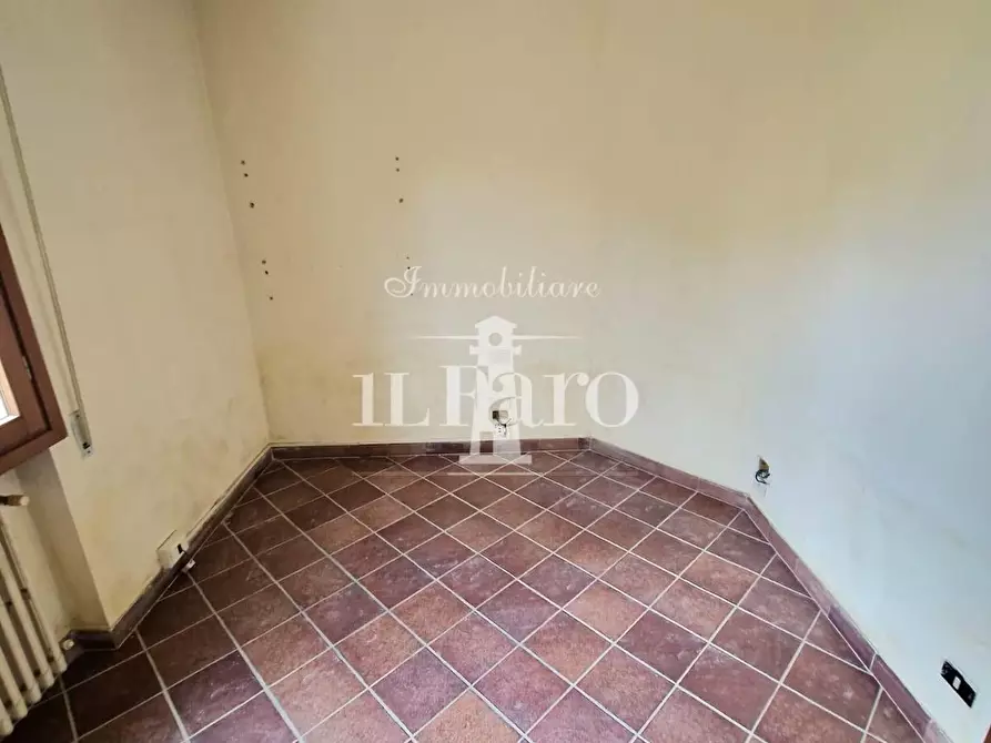 Immagine 22 di Appartamento in vendita  a Campi Bisenzio