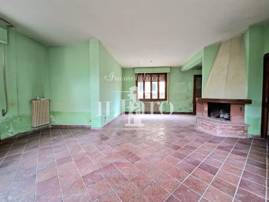 Immagine 6 di Appartamento in vendita  a Campi Bisenzio