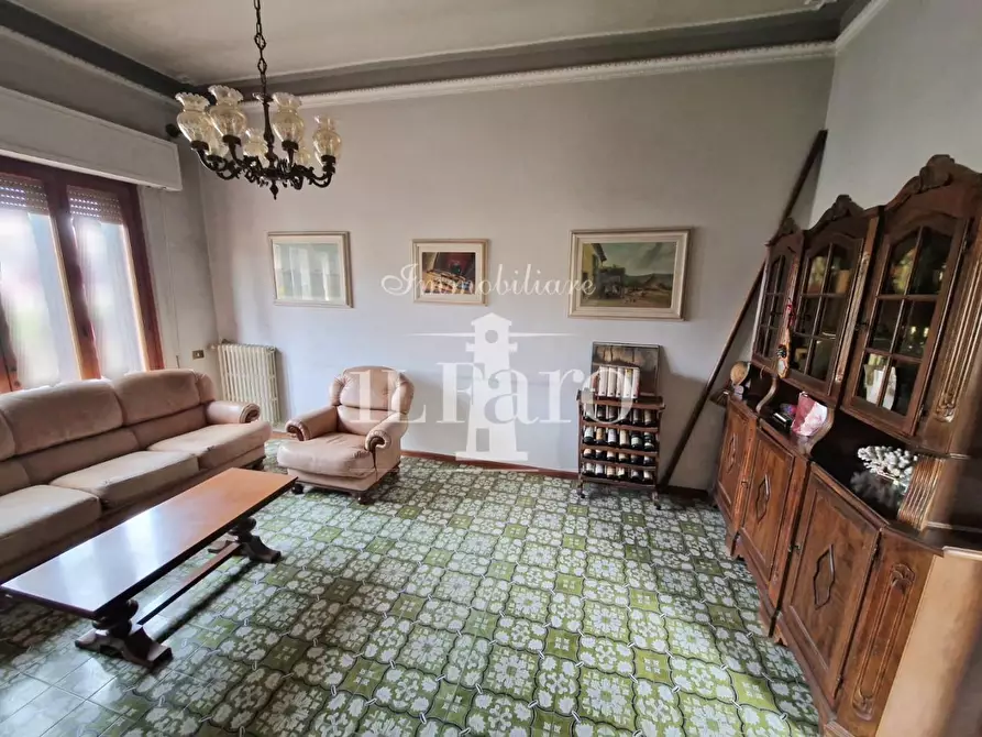 Immagine 4 di Appartamento in vendita  a Campi Bisenzio