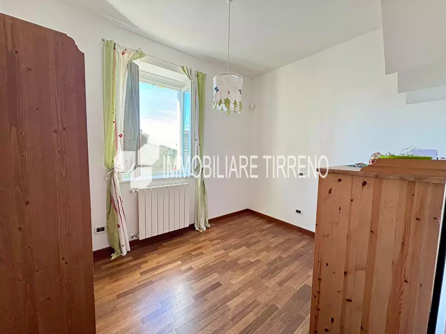 Immagine 12 di Appartamento in vendita  a Massa