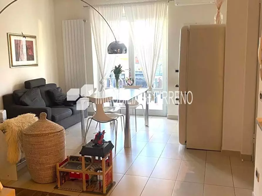 Immagine 8 di Appartamento in vendita  a Massa