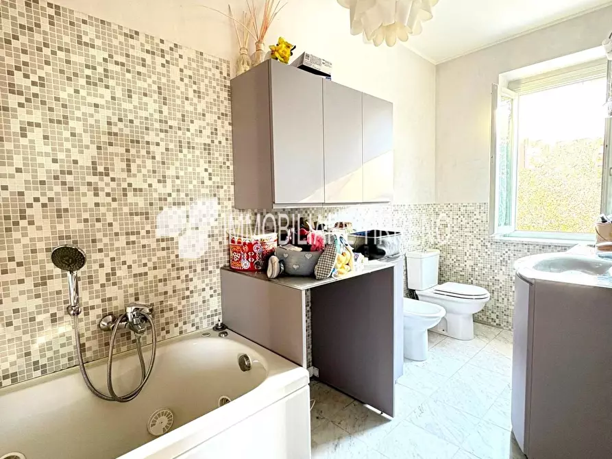 Immagine 14 di Appartamento in vendita  a Massa