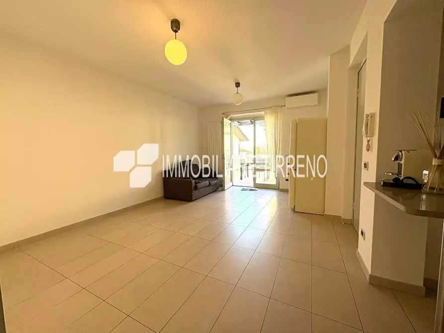 Immagine 5 di Appartamento in vendita  a Massa