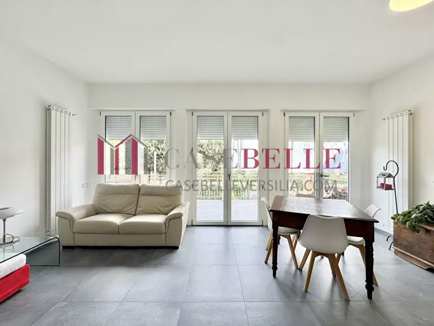 Immagine 5 di Casa bifamiliare in affitto  a Forte Dei Marmi