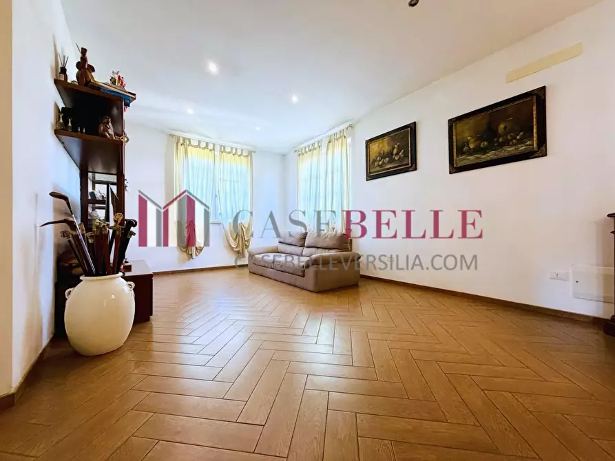 Immagine 1 di Casa indipendente in vendita  a Camaiore